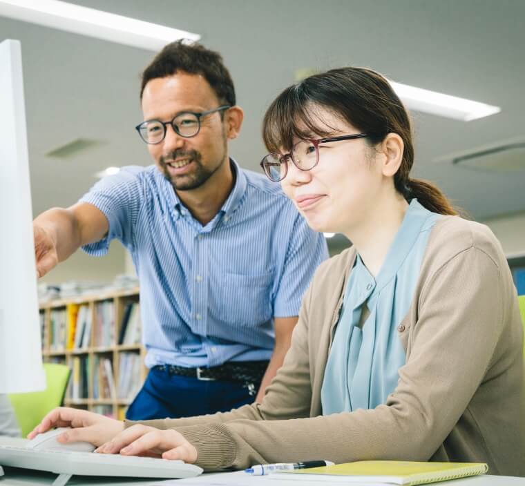 A team of staffs with specialized knowledge and skills to support your trading business